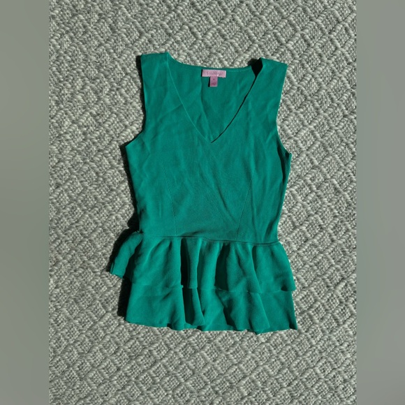 SOLD Lilly Pulitzer Cumberland Sweater Tank - Picture 2 of 3